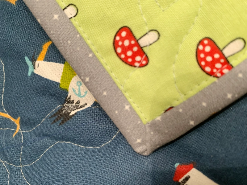 Das Bild zeigt einen Ausschnitt aus einem Frühchen-Quilt